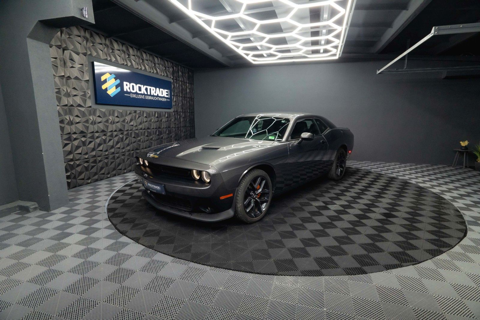Fahrzeugabbildung Dodge Challenger 3.6 V6 GT SRT Styling LAST CALL 19%