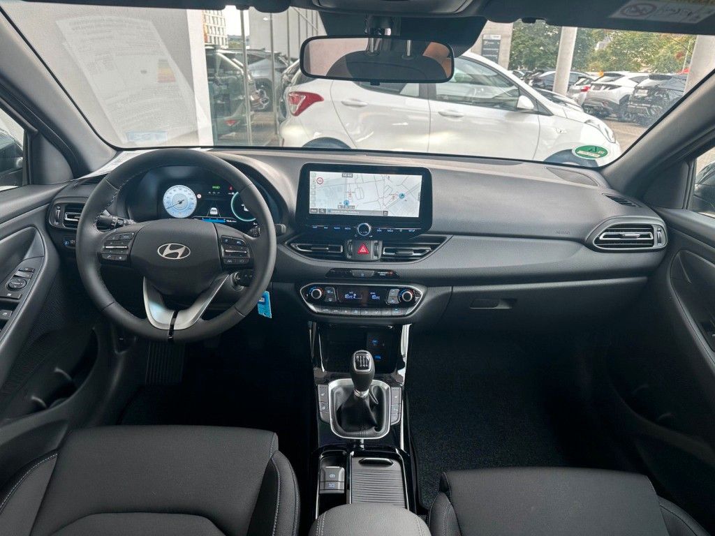 Fahrzeugabbildung Hyundai i30 Advantage 1.0 T-GDI SH/PDC