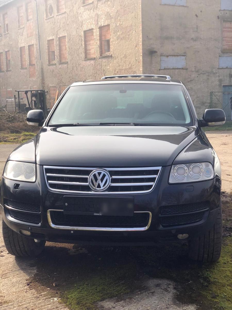 Volkswagen Touareg, 2004