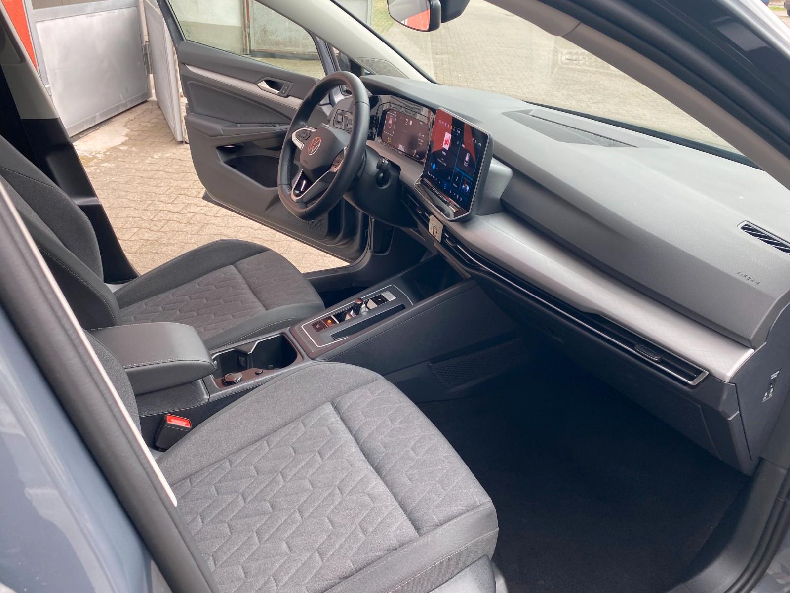 Volkswagen Golf VIII Lim. 1.5 eTSI/Life/ACC/PDC/Automatik, миниатюра 16