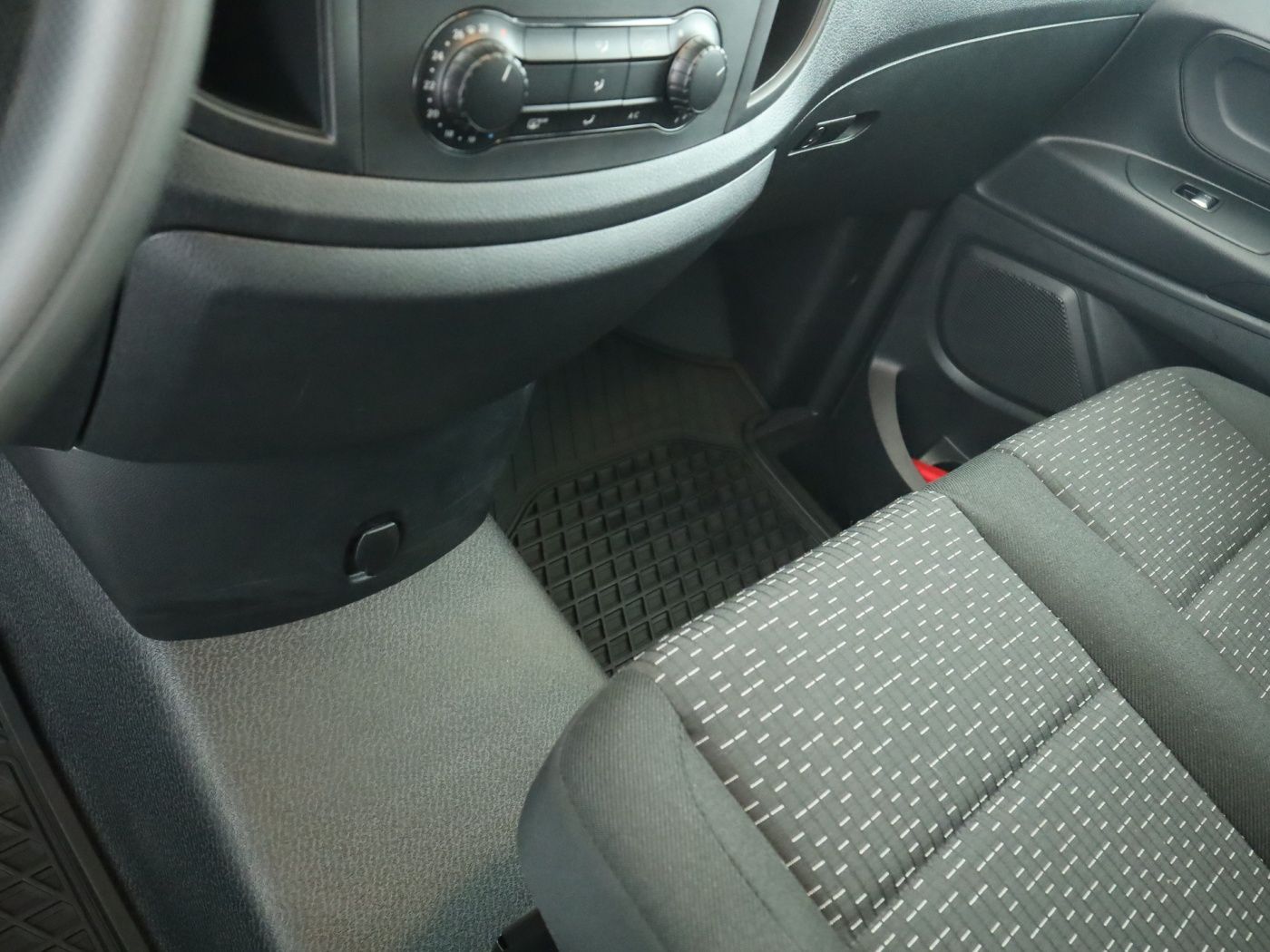 Mercedes-Benz Vito 114 CDI Tourer PRO Lang AUT Facelift KlimaA foto 15