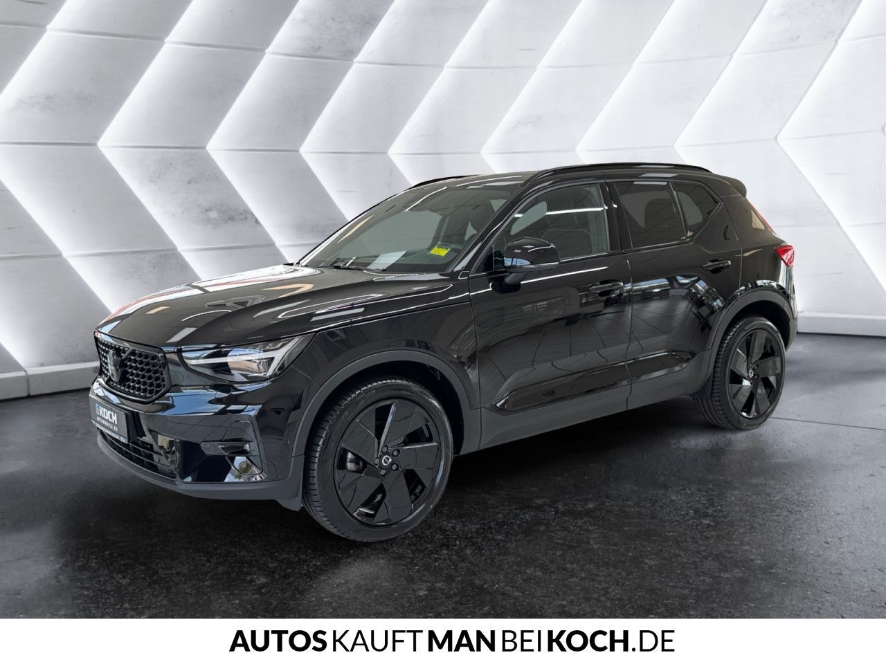 Volvo XC40 B3 Ultra Black Ed. BLIS ACC H&K PANO 360° imagem 3