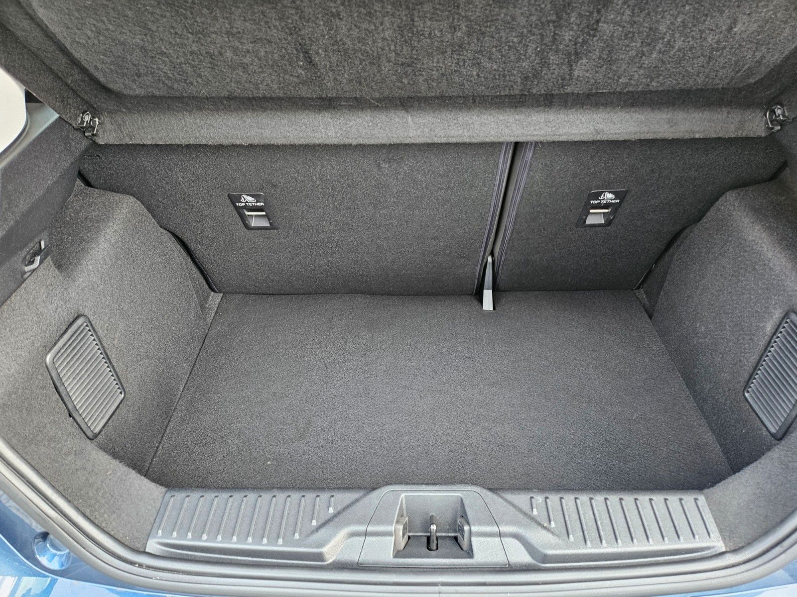 Fahrzeugabbildung Ford Fiesta Cool & Connect