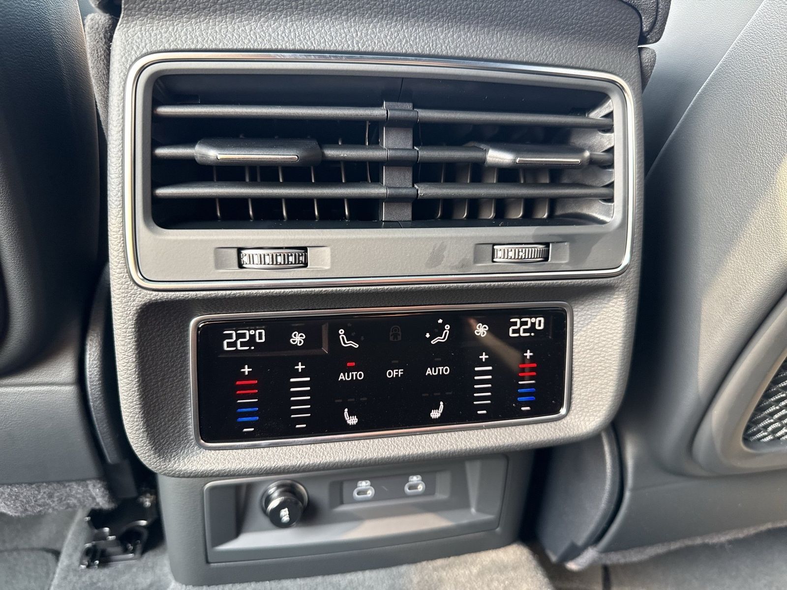 Audi RSQ8 - Bild 19