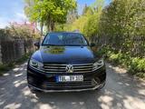 Volkswagen Touareg 3.0 V6 TDI 262 PS BlueMotion - Volkswagen Touareg: 2.0