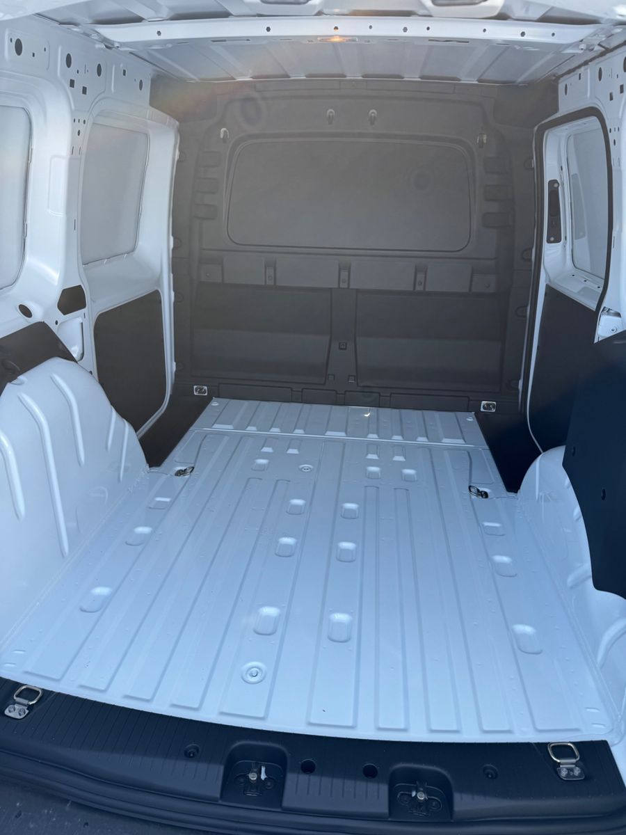 Fahrzeugabbildung Ford Transit Connect 1,5 PHEV Automatik/Sofort
