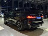 BMW X7 AHK M Sport Pano Laser 7-Sitzer HUD 22LM - schwarze BMW X7