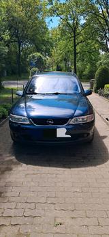 Opel Vectra B - Opel Vectra aus 2002: Kombi