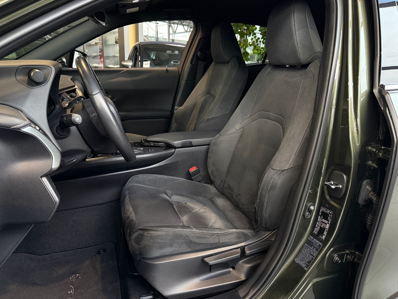 Fahrzeugabbildung Lexus UX 250h  Style Edition MY22 LED KAM DAB+