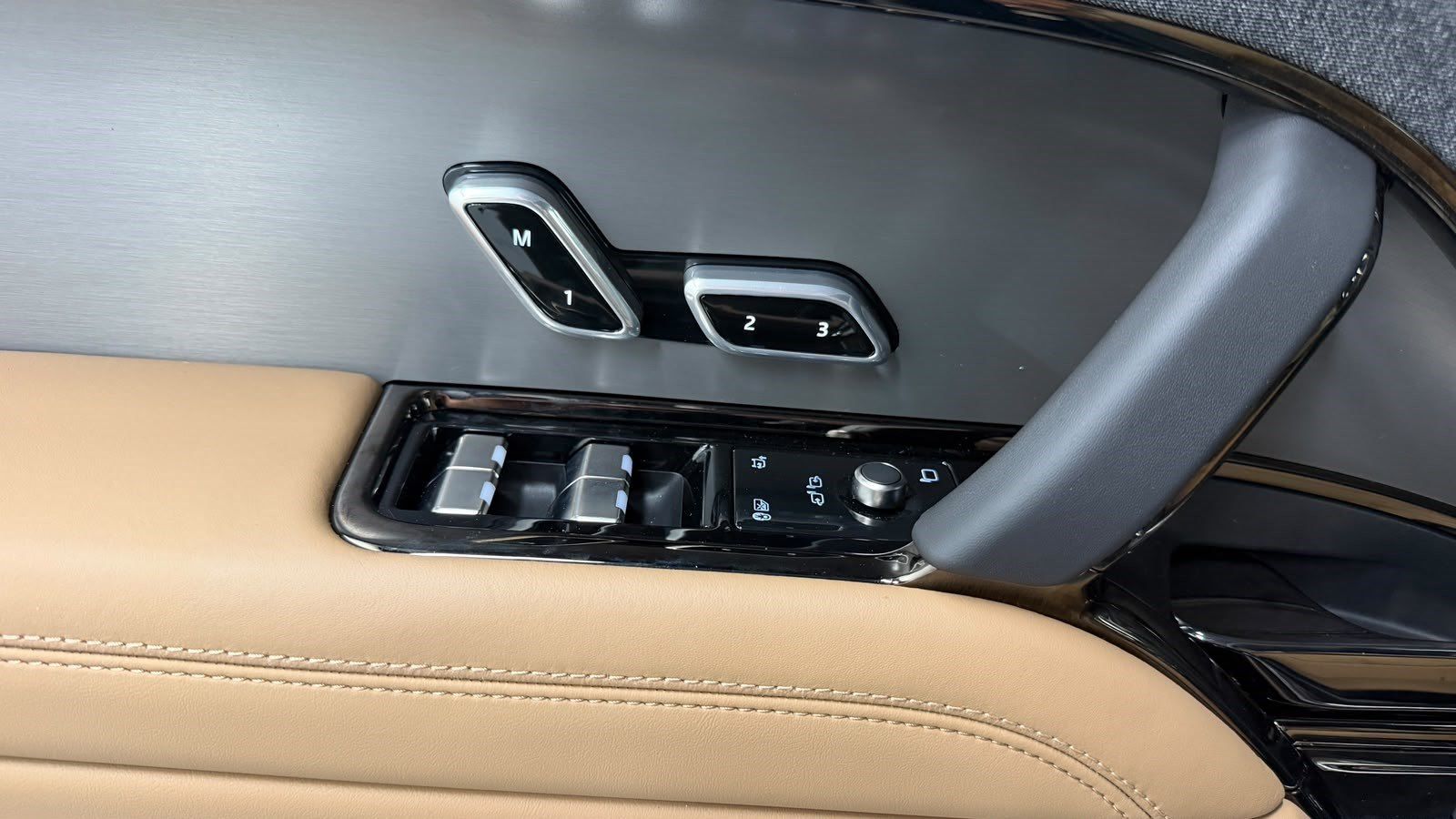 LAND ROVER Range Rover Sport D250 SE Pano Winter – Bild 34