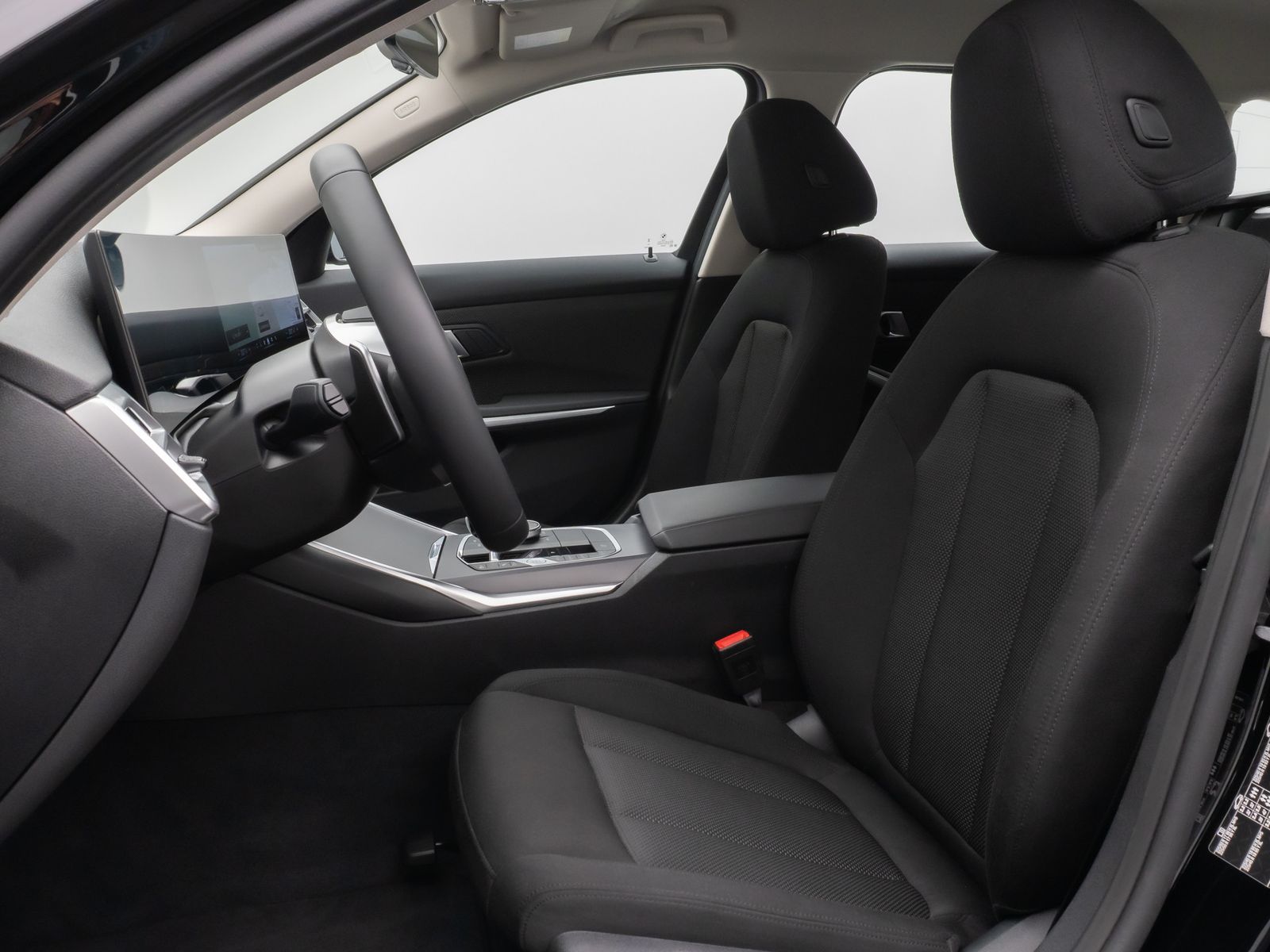 Fahrzeugabbildung BMW 318i Kamera DAB CockPit+ Alarm Geschwindigkeitsr