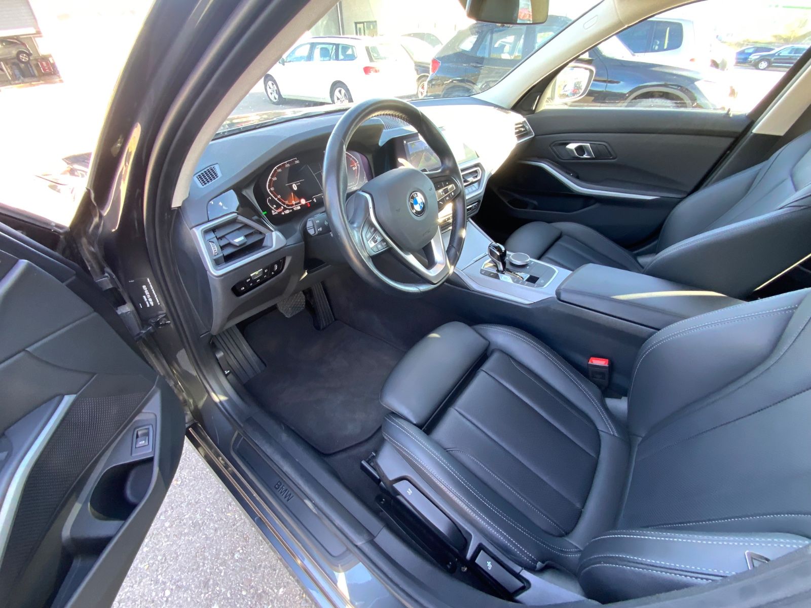BMW 320d Touring xDrive/ Kamera/ Sport foto 8