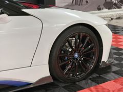 Fahrzeugabbildung BMW i8 Roadster *AERO-KIT* (H&K/CAMERA/CARBON/LASER/