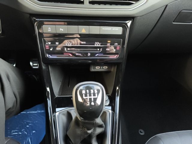 Fahrzeugabbildung Volkswagen T-Cross ENERGY 1.0 TSI OPF 70 kW (95 PS) 5-Gang