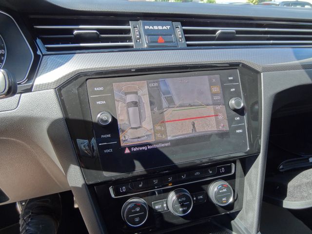 Fahrzeugabbildung Volkswagen Passat Alltrack/4Motion/2.Hd/Kam/AHK/Navi/