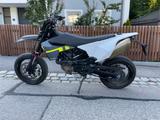 Husqvarna 701 Supermoto  - HUSQVARNA 701 SUPERMOTO