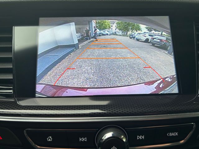 Fahrzeugabbildung Opel Insignia B Sports Tourer Dynamic 4x4 Aut.+Navi+