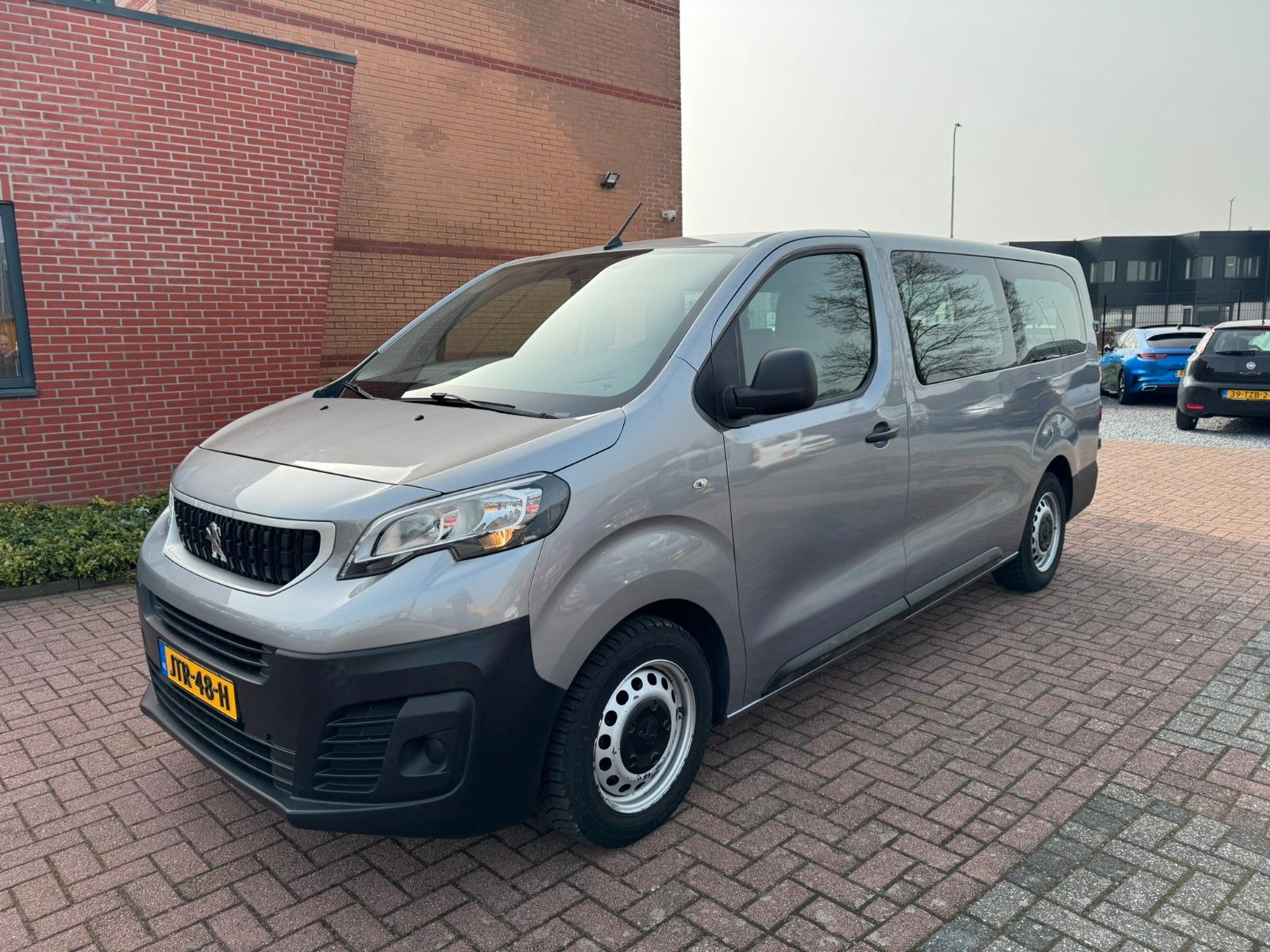 Peugeot Traveller BlueHDi 120 S&S Active L3, 8 Pers,