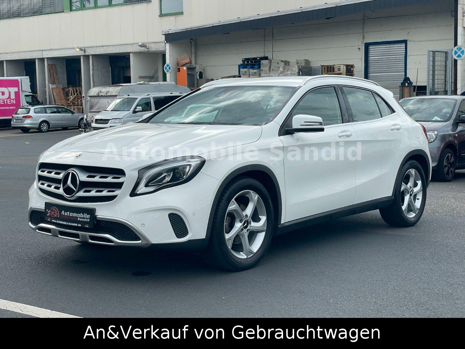 Mercedes-Benz GLA 180*Navi*Kamera*AHK*LED*SHZ*Klima*AUTOMATIK*