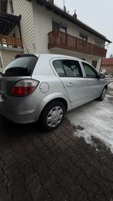 Opel Astra H  Diesel - Opel Astra aus 2004 mit Diesel-Antrieb