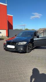 BMW e90 320d LCI M Paket (no e82, e92, e46) - BMW 320: D E46