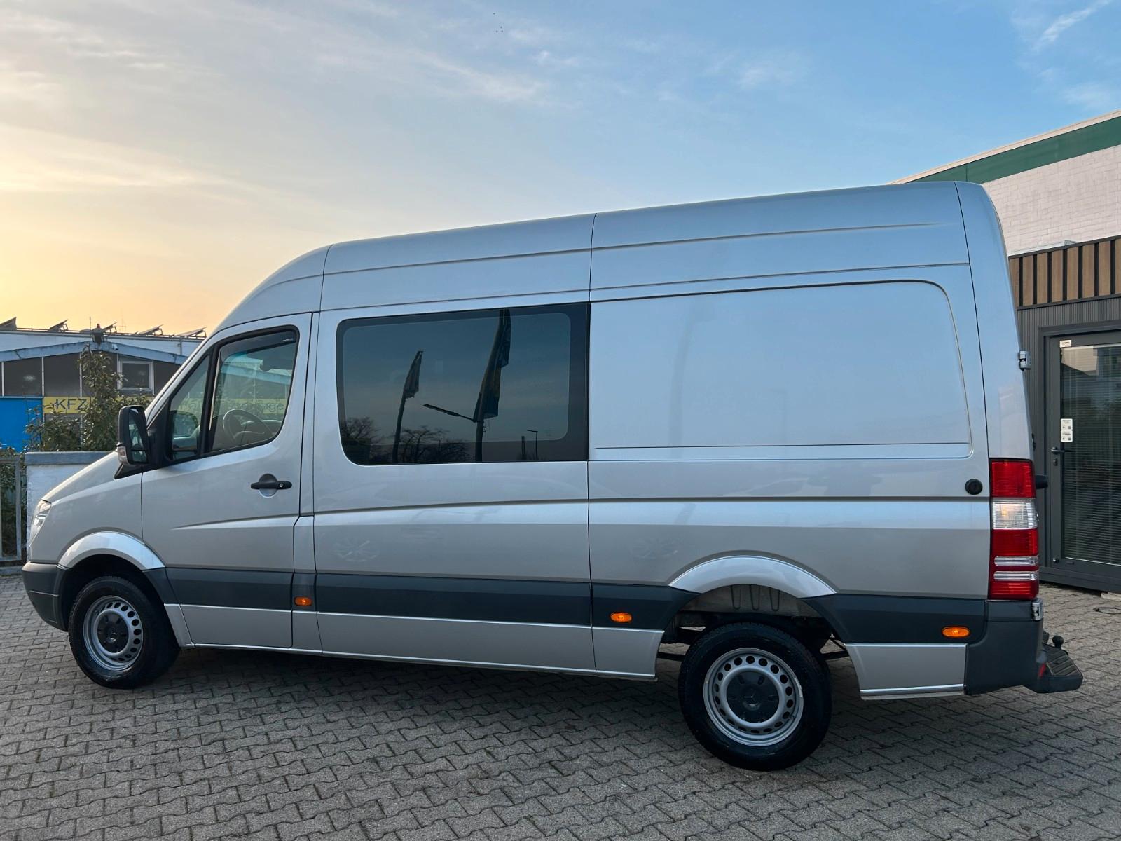 Mercedes-Benz Sprinter II Kasten 219 CDI.( 6-Zylinder )