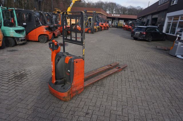 Linde T 20 , 2400 mm Gabeln , Batterie 2020