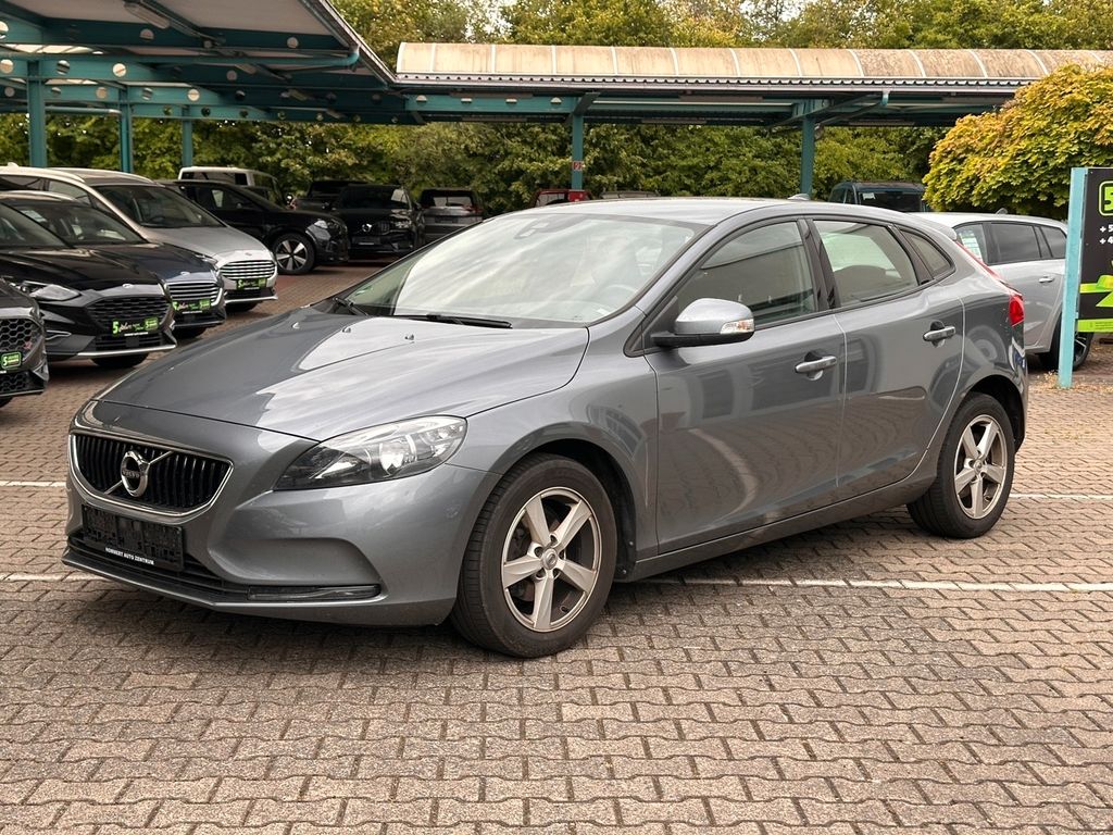 Volvo V40 D2 Kinetic *Navi*LED*CD-Player*Händler*