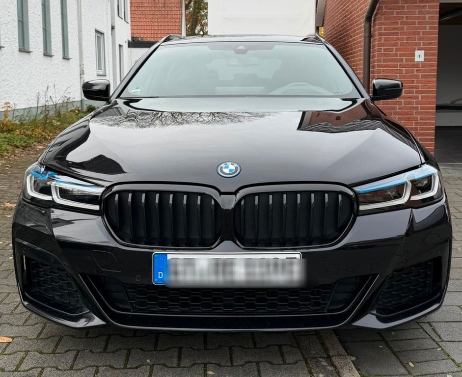 Image of BMW 530