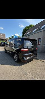 Volkswagen T7 Multivan  eHybrid OPF DSG Überhang Ene. - VW T7 Multivan von 2021