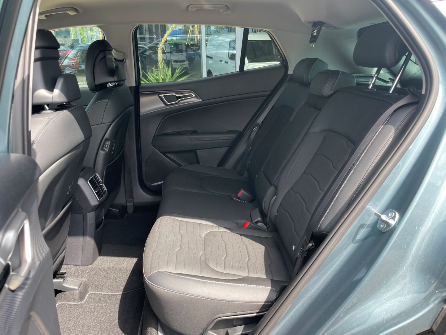 Fahrzeugabbildung Kia Sportage Ultimate Mild-Hybrid LED Kamera Lichtas
