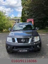 Nissan Pathfinder 2.5 dCi LE XENON|LEDER|AHK|SH| - Nissan Pathfinder mit Diesel-Antrieb: Automatik