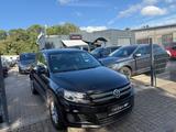 Volkswagen Tiguan Trend & Fun BMT 1.Jahr Garantie Tuv neu - mit Benzin-Antrieb: Schwarz, Geländewagen, Garantie