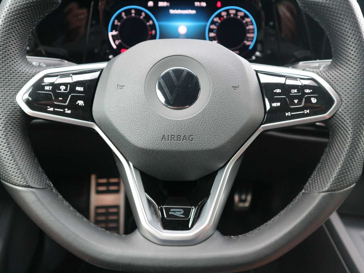 Volkswagen Golf - Bild 11