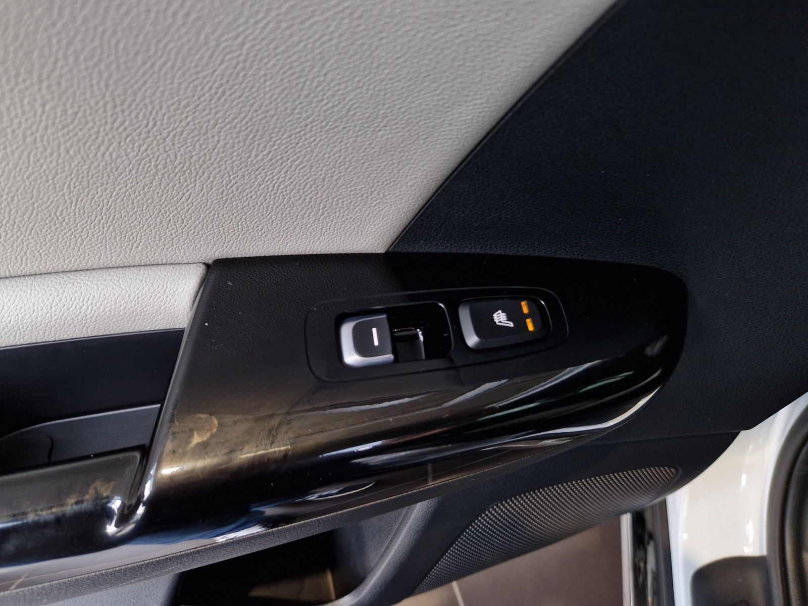 Fahrzeugabbildung Kia Sportage GT-Line 4WD PANO 360° LED