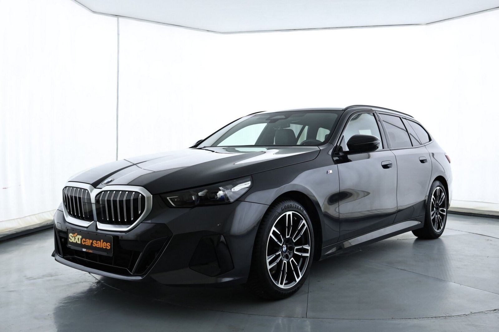 BMW 520d xDrive M Sport|ACC|HUD|Standhzg|360°|AHK imagem 3
