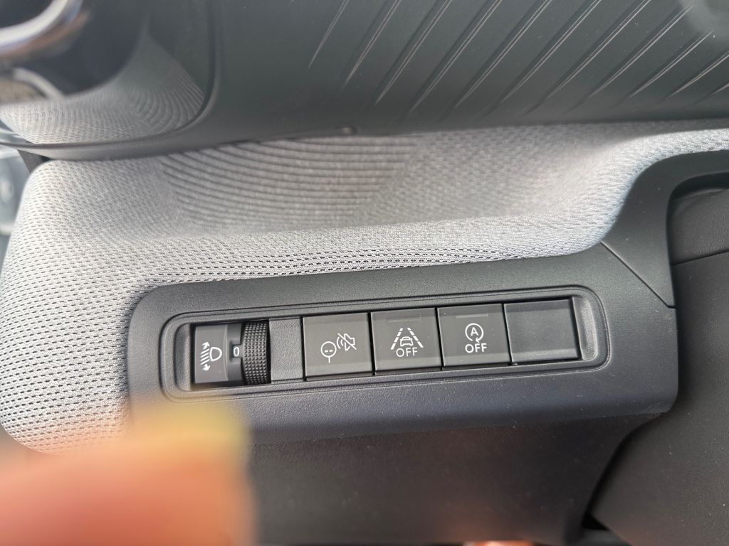 Fahrzeugabbildung Citroën C3 Turbo 100 PLUS + Winter Paket*Allwetterreifen