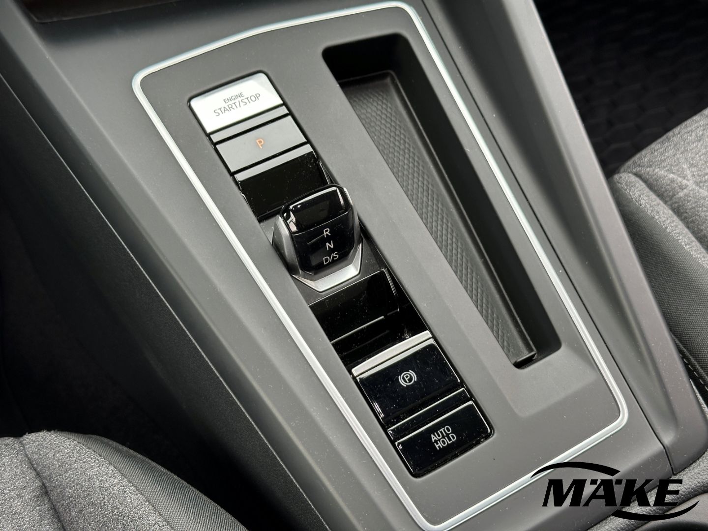 Golf Move 2.0 TDI DSG IQ.L HUD NAV STDHZG PD ACC