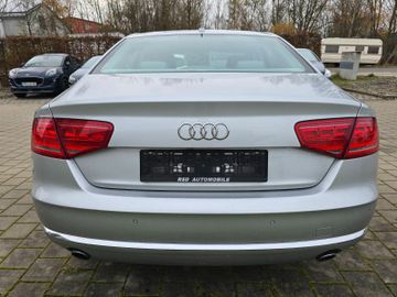 Audi A8 - 12