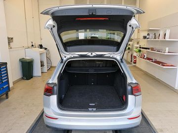 Volkswagen Golf - 8
