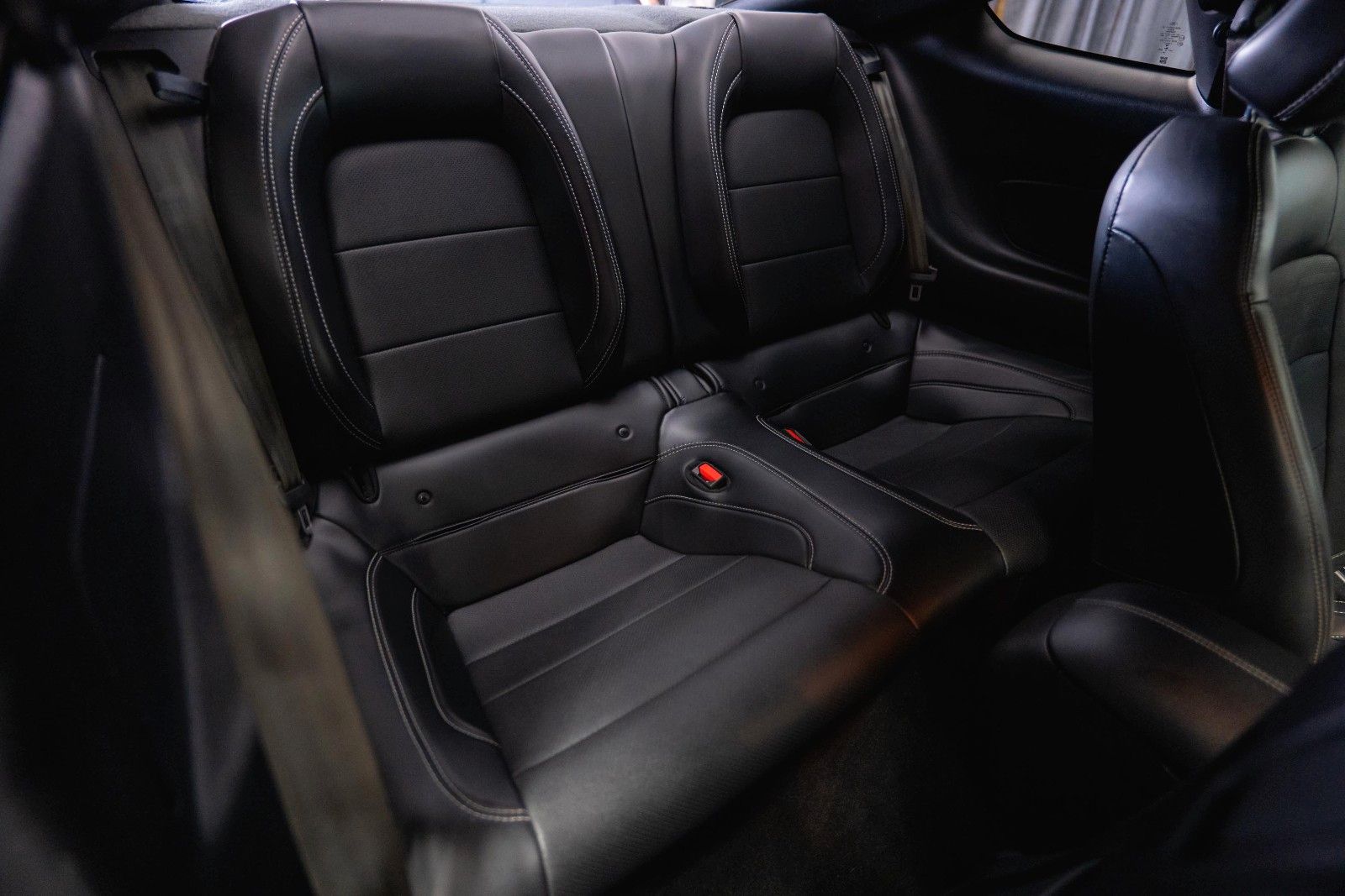 Fahrzeugabbildung Ford Mustang Shelby GT 500 Coupe Performance PREMIUM