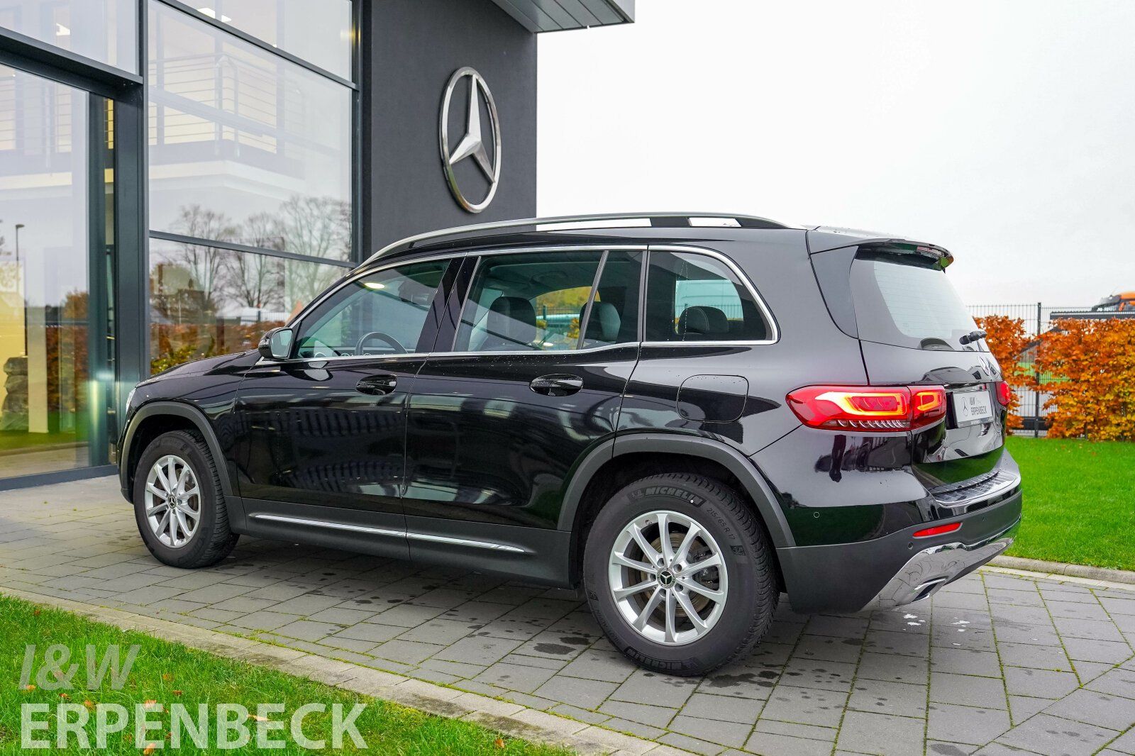 Fahrzeugabbildung Mercedes-Benz GLB 200 d Progressive Multibeam Kam EasyP Totwkl