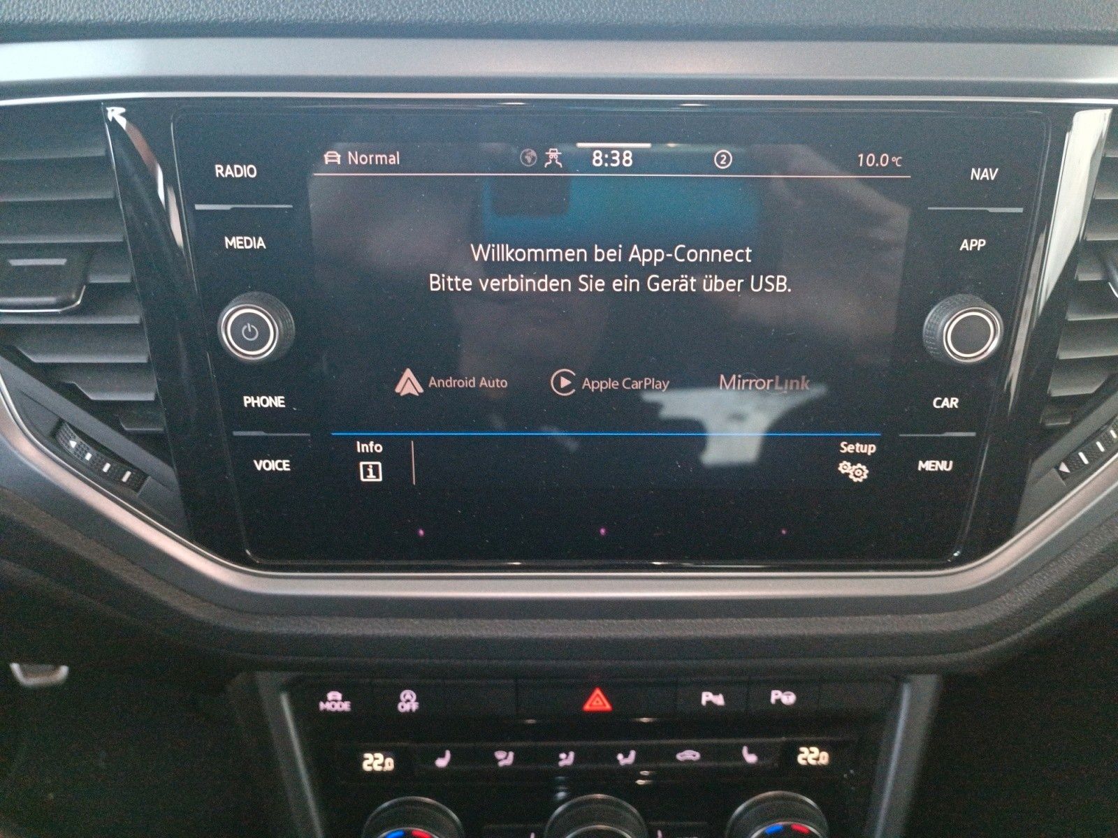 Fahrzeugabbildung Volkswagen T-Roc Active *AHZV*Navi*Sitzheizung