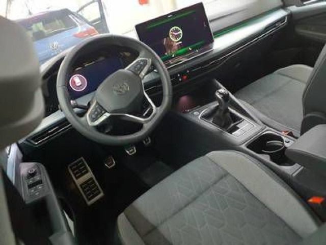 Volkswagen Golf VIII 1.5 TSI Energy Navi LED ACC DigCockpit foto 4