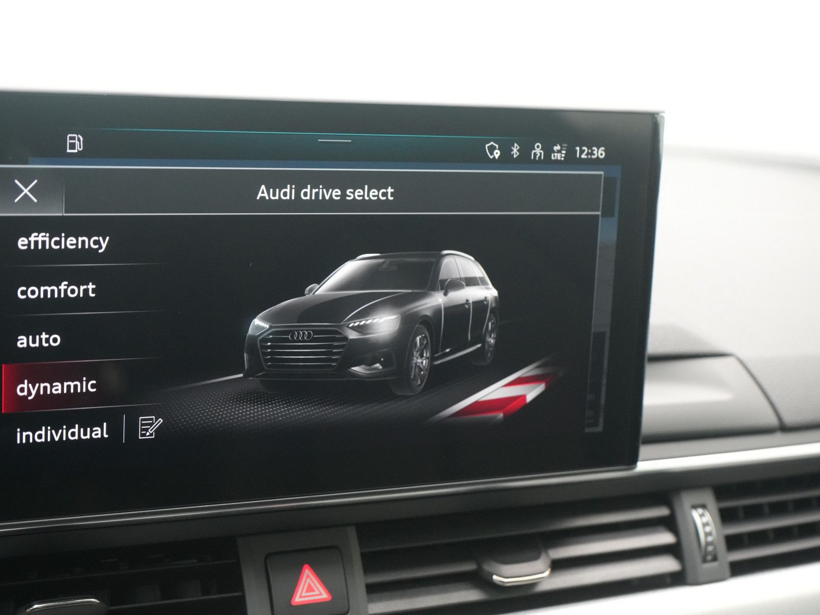 Audi A4 - Bild 12