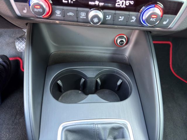 Audi A3 1.2 TFSI Attraction °AHK°SHZ°AAC°Allwetter°