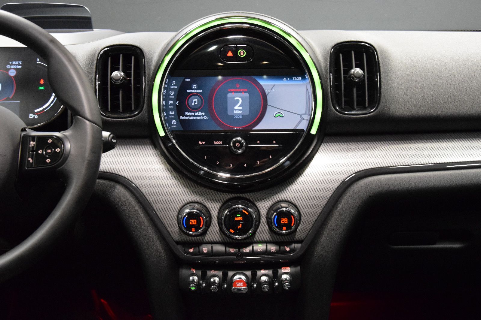 Fahrzeugabbildung MINI Countryman Cooper Yours Trim Pano HuD Memory ACC