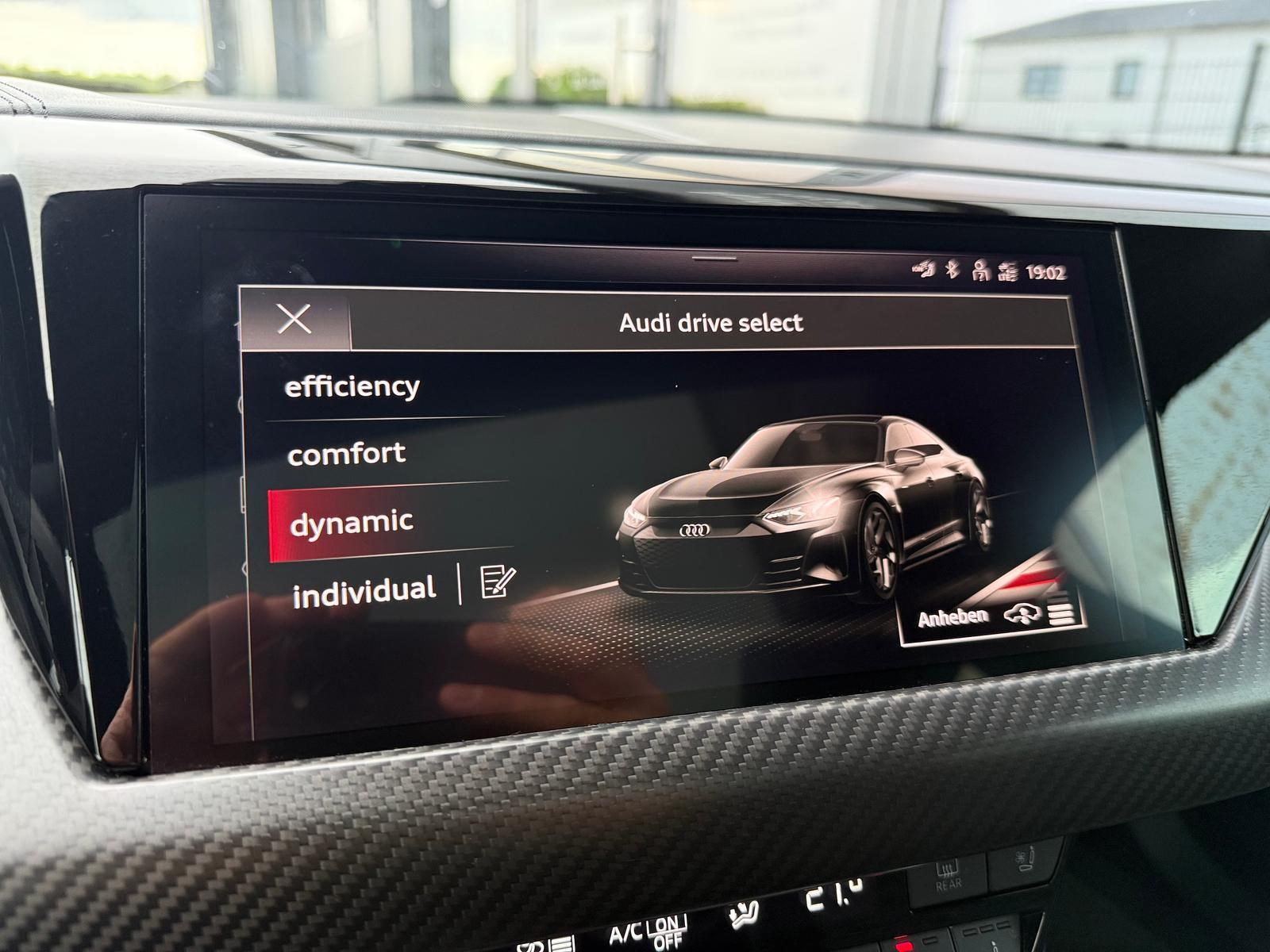 Audi e-tron GT quattro/PANO/LUFT/MATRIX/KAMERA/SOUND/