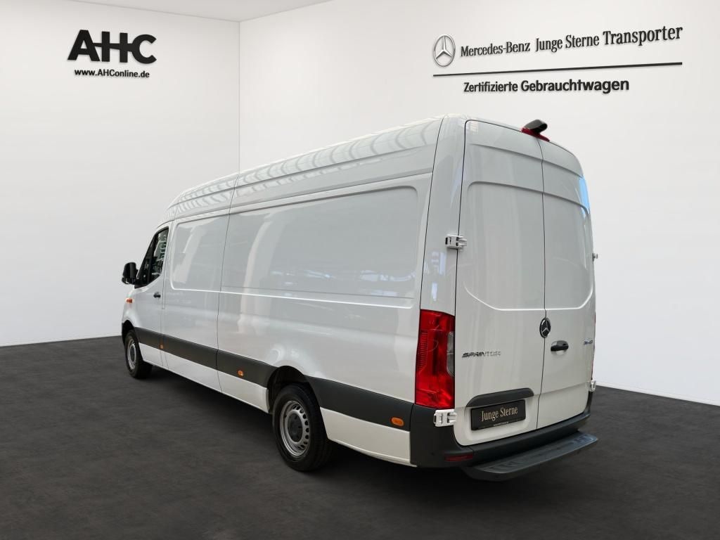 Fahrzeugabbildung Mercedes-Benz Sprinter 315 Kasten L3H2 Schwingsitz 360°SHZ Nav