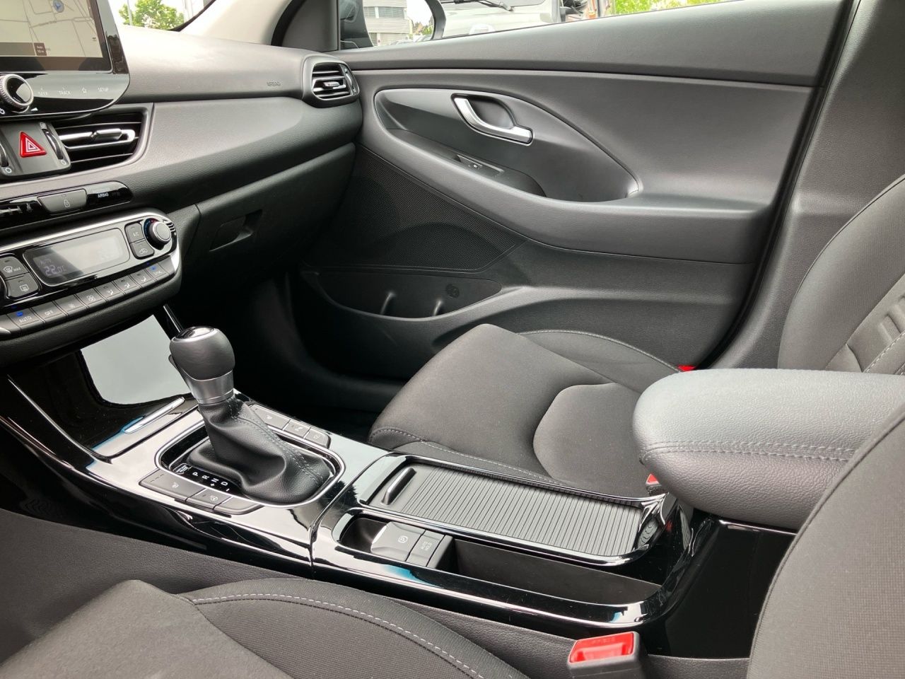 Fahrzeugabbildung Hyundai i30 DCT PRIME LED*NAVI*TEMPO*WINTER*CARPL*KAM*2Z